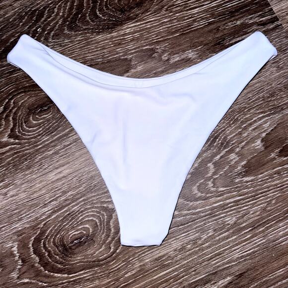 New Medium White Lined Bikini Swim Bottoms‎ Booty Brazillian Cheeky Swimsuit - Picture 6 of 6